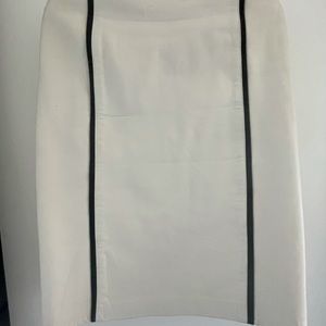 Danier leather white skirt